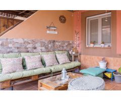 Chalet adosado en venta en calle Perdiz