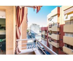 Apartamento en la Playa del Cura con piscina
