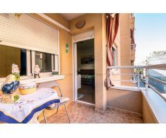 Apartamento en la Playa del Cura con piscina