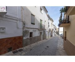 CASA EN ALHAMA