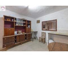 CASA EN ALHAMA
