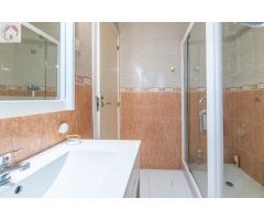 Adosado en Venta en Peligros, Granada