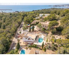 Casa independiente, piscina, parking y vistas al mar en Costa den blanes