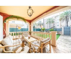 ESPECTACULAR Y ELEGANTE CHALET EN SOMETIMES CON PISCINA PRIVADA
