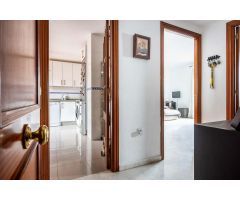 Exclusivo Ático en Venta con Tres Terrazas y Zonas Comunes de Lujo!