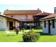 Villa en Venta en Cudillero, Asturias
