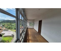 VENTA DE CASA RURAL CON FINCA Y CUADRA A REHABILITAR EN CANDAMO, ASTURIAS. A 20 KM DEL MAR.
