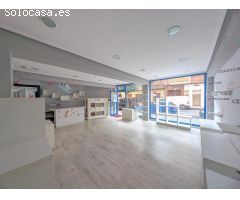LOCAL COMERCIAL CON DOBLE VIDRIERA Y ACCESO EN EL CORAZÓN DE SAMA DE LANGREO