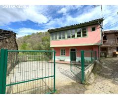 CASA CON GALERIA ANTOJANA, ALMACÉN Y HUERTA