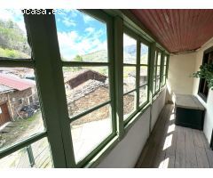 CASA CON GALERIA ANTOJANA, ALMACÉN Y HUERTA