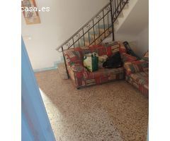 HAB. LA ÑORA. CHICA COMPARTIR