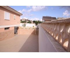 SE VENDE CHALET DE 350 m2 CON PRECIOSAS VISTAS,EN LA MANGA