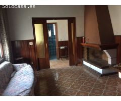 CASA CON SOLAR EN SISCAR