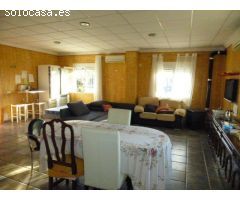SE ALQUILA CASA PARA VERANO CON TERRENO Y PISCINA