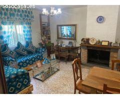 Casa independiente con gran patio
