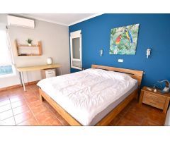 Impresionante chalet con apartamento independiente en La Zenia