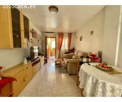 SE VENDE BUNGALOW PLANTA ALTA DE 2 DORMITORIOS CON PISCINA COMUNITARIA