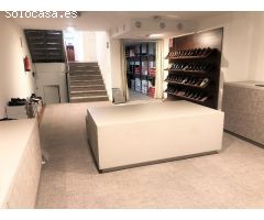 Gran Local Comercial en pleno centro de Guardamar del Segura