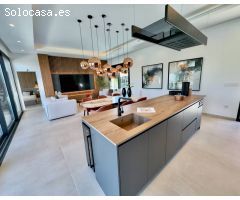 Villa en Venta en Algorfa, Alicante