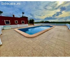 Villa en Venta en Orihuela, Alicante