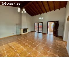 Villa en Venta en Orihuela, Alicante
