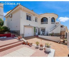 Villa en Venta en Benijófar, Alicante