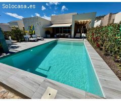 Villa en Venta en Algorfa, Alicante