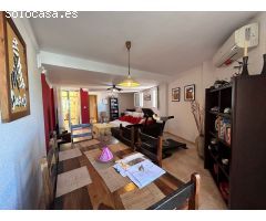 Adosado en Venta en Jacarilla, Alicante