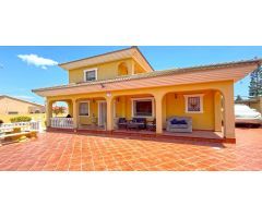 Chalet en Venta en Torrevieja, Alicante