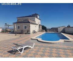 Villa en Venta en Algorfa, Alicante