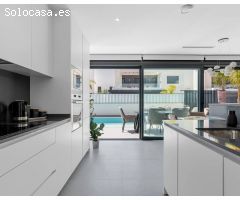 Villa en Venta en Algorfa, Alicante