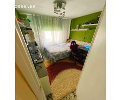 Ofrecemos a la venta un apartamento en el centro de Torrevieja.