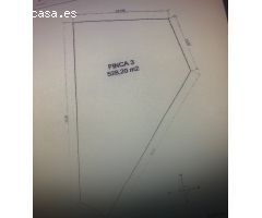 Terreno urbano de 528 m2 para construir vivienda independiente de 249m2 con piscina privada