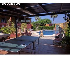 VILLA EN DOLORES. 4500 M2 DE PARCELA.