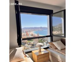 Fantastico apartamento de lujo en Benidorm con vistas al mar!