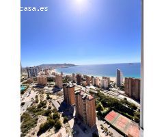 Fantastico apartamento de lujo en Benidorm con vistas al mar!