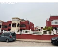 Estupendo Bungalow en Planta Alta con Solárium y Terraza en Los Altos, Orihuela Costa