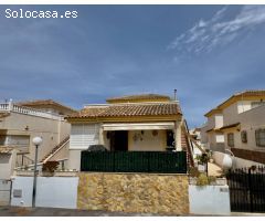 Villa en Venta en Algorfa, Alicante