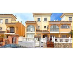 Adosado en Venta en Orihuela Costa, Alicante
