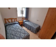 APARTAMENTO DE DOS DORMITORIOS CON PISCINA COMUNITARIA - ZONA TORREVIEJA -