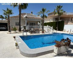 Chalet en Venta en Orihuela, Alicante