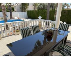 Chalet en Venta en Orihuela, Alicante