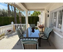Chalet en Venta en Orihuela, Alicante