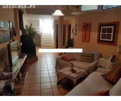 Villa en Venta en Petrer, Alicante