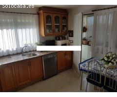 Villa en Venta en Petrer, Alicante