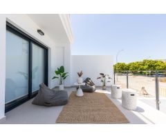 Modernas casas adosadas con solárium y sótano en Rafal, Alicante