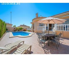 Villa en Venta en Rojales, Alicante