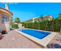 Villa en Venta en Rojales, Alicante