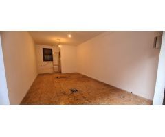 Local comercial en calle mare deu de sales de Viladecans - Un espacio lleno de posibilidades