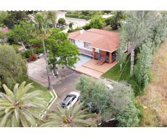Chalet con casa invitados y piscina